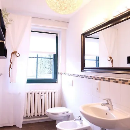 Landdomizil Apartman *